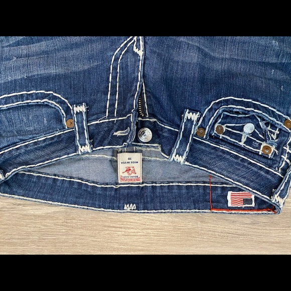 Women’s True Religion Jeans Size 30 - Picture 2 of 3